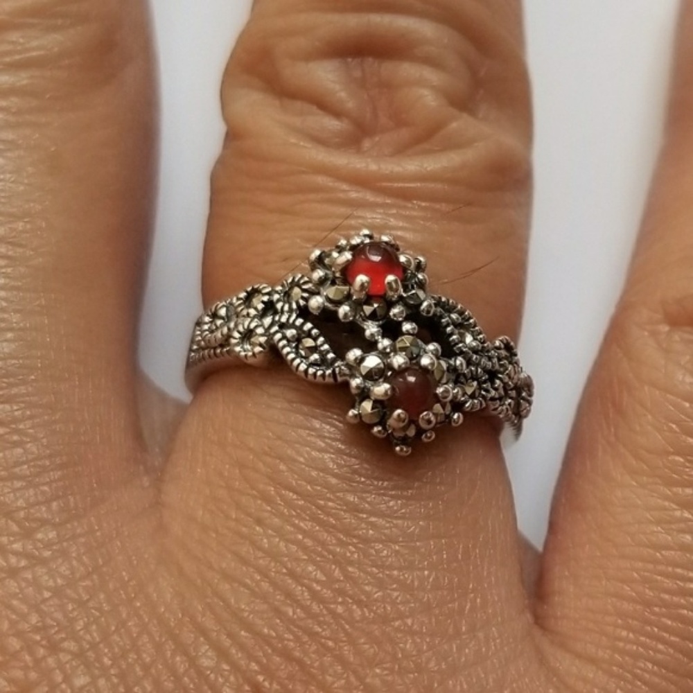 Sterling Silver Red Agate Marcasite Ring Size 7